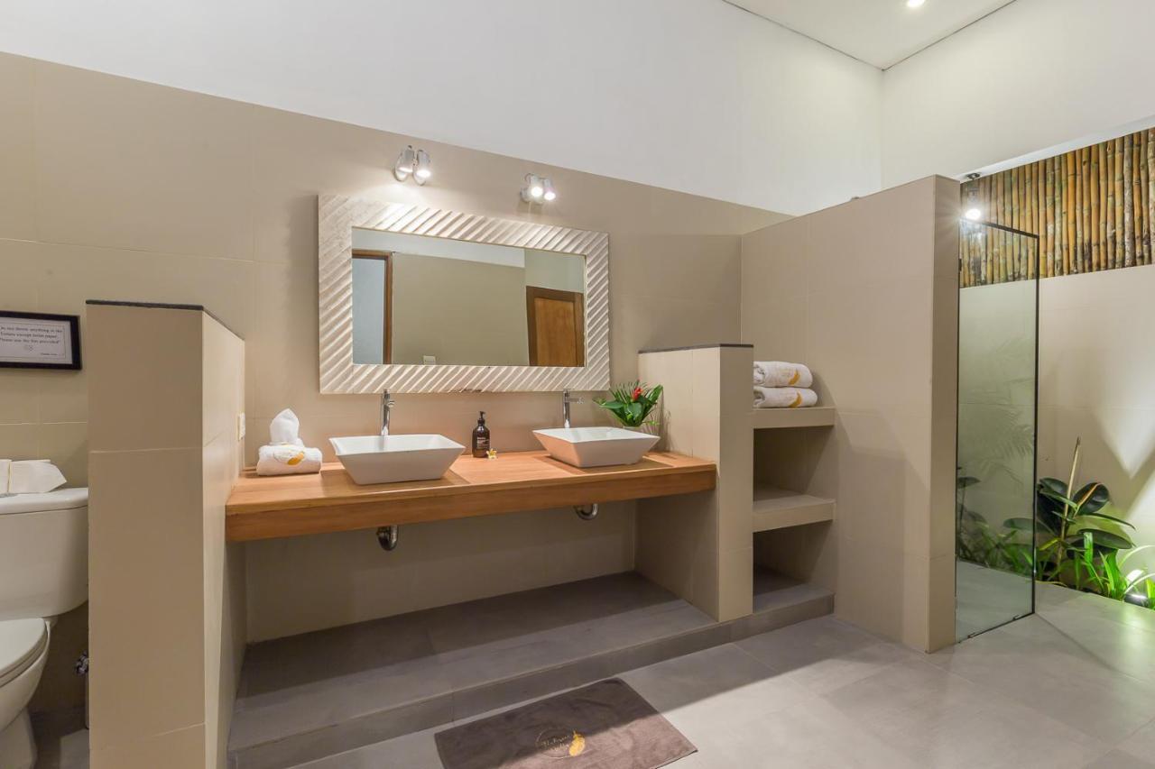 Pulesari 2 Bedrooms Seminyak  Ngoại thất bức ảnh